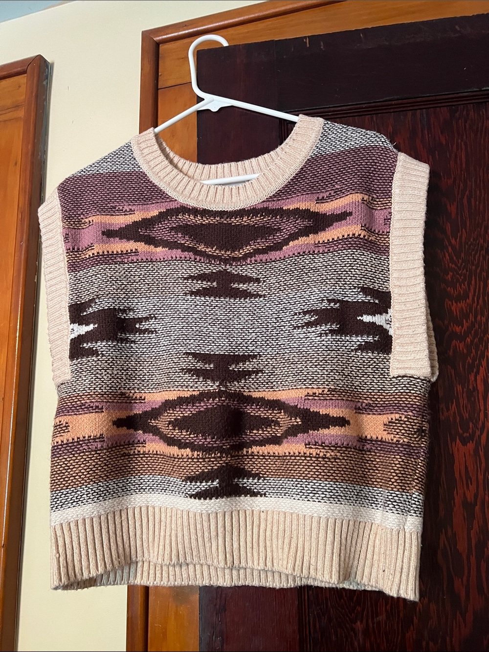 a.n.a Beige, Brown & Pink Patterned Ribbed Crewneck Knit Vest